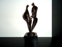 bronzen duo urn samen gedenkbeeld