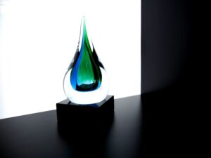 druppel urn glas gedenkobject