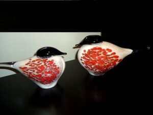 mini urnen vogels glas gedenkobjecten