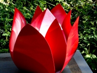 urn staal abstract tulp